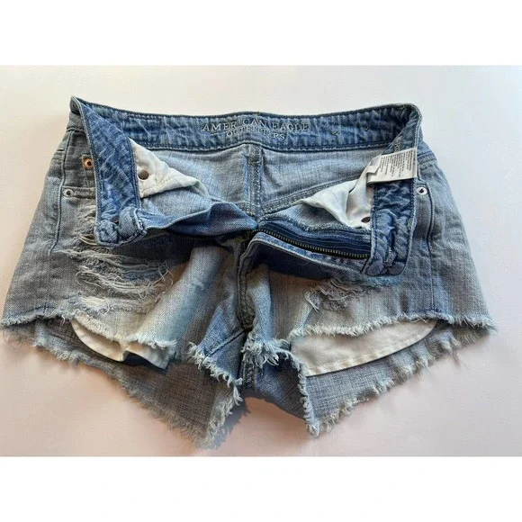 American Eagle Hi-Rise Festival Shorts Womens 4 Blue Denim Distressed Casual - Picture 4 of 9